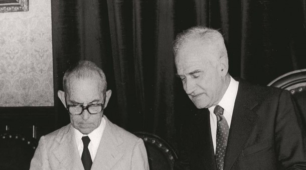 Acte d’investidura com a doctor honoris causa del poeta Salvador Espriu al Paranimf de la UB el 10 de març de 1980. Foto: Universitat de Barcelona