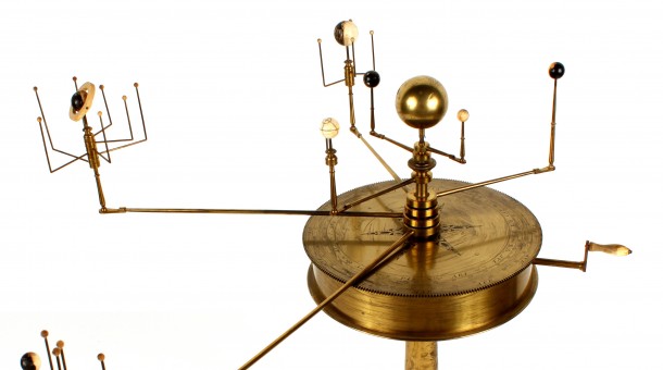 Planetari (fins del segle XVIII). Col·lecció Instruments Científics de la Facultat d'Informació i Mitjans Audiovisuals