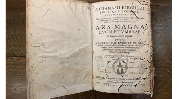 Athanasius Kircher. Ars magna lucis et umbrae in decem libros digesta. Roma : Hermanni Scheus; Ludovico Grignani, 1646. 07 XVII-2663