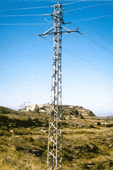 Suport de derivaci molt perills. (Foto: Joan Real)