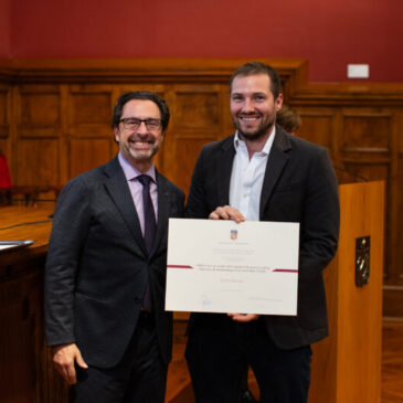 Leon Freude guanya el premi per la millor tesi en català sobre igualtat de gènere i altres objectius de desenvolupament sostenible (ODS)