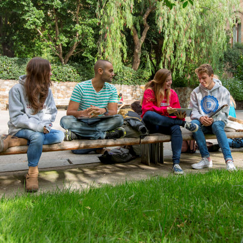 Estudiants de la UB