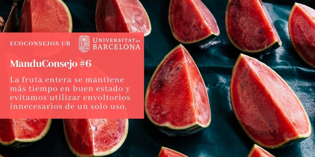 La fruta entera se mantiene más tiempo en buen estado y evitamos utilizar envoltorios innecesarios de un solo uso