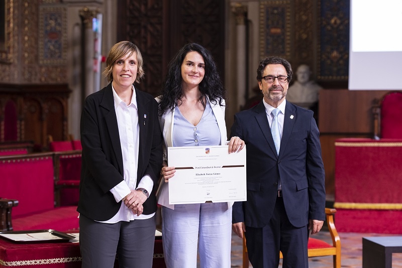 Elisabeth Torras guanya el premi extraordinari de doctorat